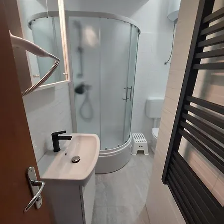 Lipotica Πανσιόν 3*